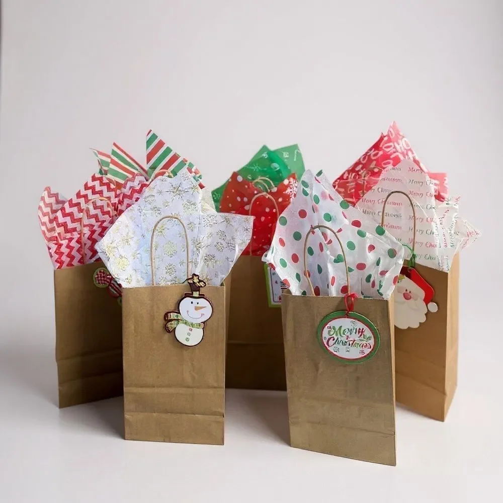 XMS-5 Festive Holiday Gift Bags with Tissue Paper and Gift Tags